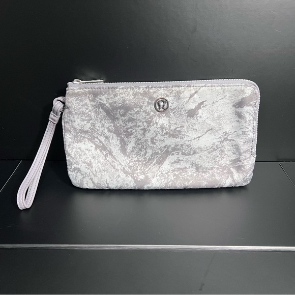 Lululemon Double Up Zipper Pouch/Wallet Gray w/ Metal Logo Medallion - Picture 2 of 9